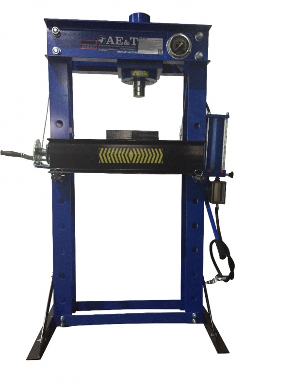 Пресс AE&T T61250A 50т с ручным и пневмоприводом Пресс AE&T T61250A 50т с ручным и пневмоприводом