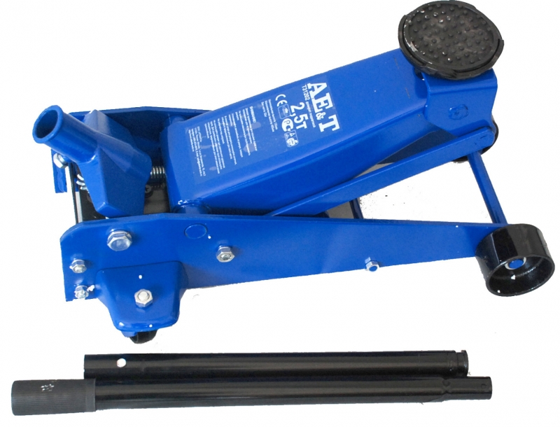 Домкрат подкатной AE&T T31202 2,5т Домкрат подкатной AE&T T31202 2,5т
