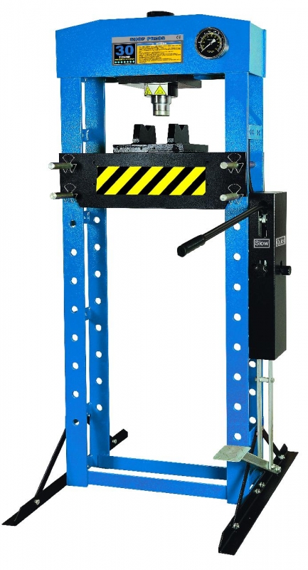 Пресс гаражный Станкоимпорт SD0824 напольный, 30 т с ручным и ножным приводом Пресс гаражный Станкоимпорт SD0824 напольный, 30 т с ручным и ножным приводом