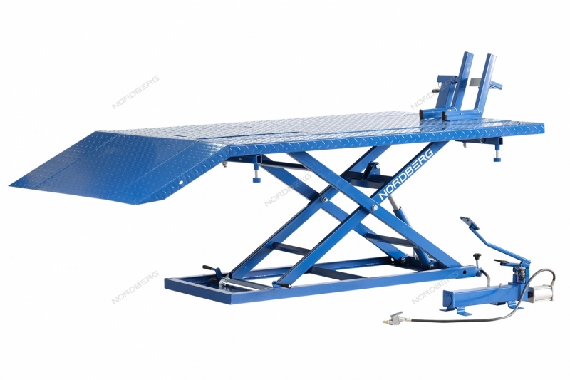 Мотоподъемник Nordberg N4M5, г/п 680 кг, для квадроциклов Мотоподъемник Nordberg N4M5, г/п 680 кг, для квадроциклов