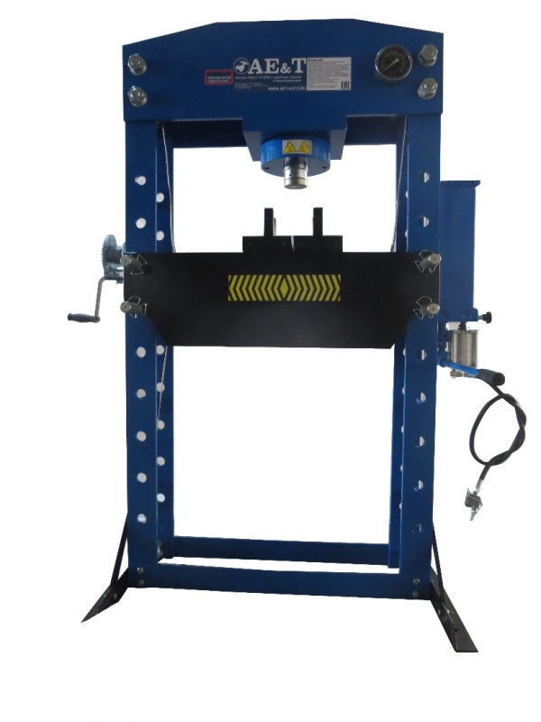 Пресс AE&T Т61275А 75т с ручным и пневмоприводом Пресс AE&T Т61275А 75т с ручным и пневмоприводом